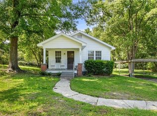 107 Hillside Dr, Chickasaw, AL 36611