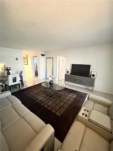 2581 Garden Dr N #203 Photo 1