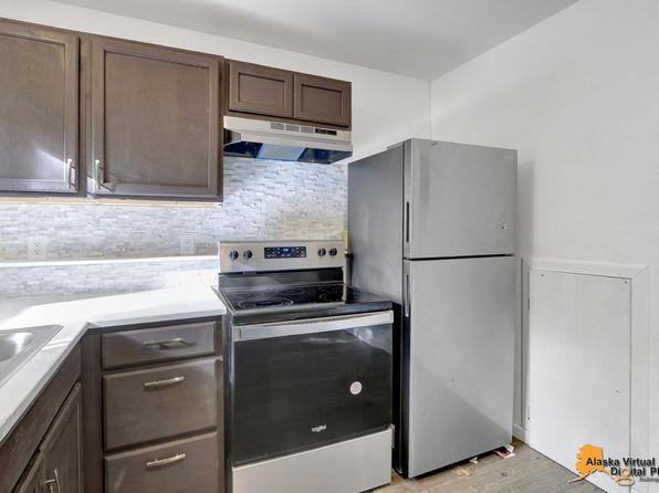 12636 Silver Fox Ln APT 3