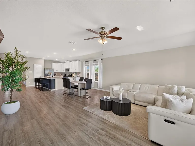 19519 Perissa Terrace Dr — Photo 16