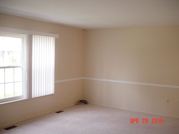 5th image of 24448 Meadow Bridge Dr
