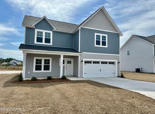 413 Bay Harbor Ct, Hubert, NC 28539