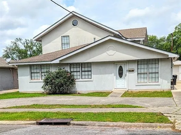 1335 Granada Dr, New Orleans, LA 70122