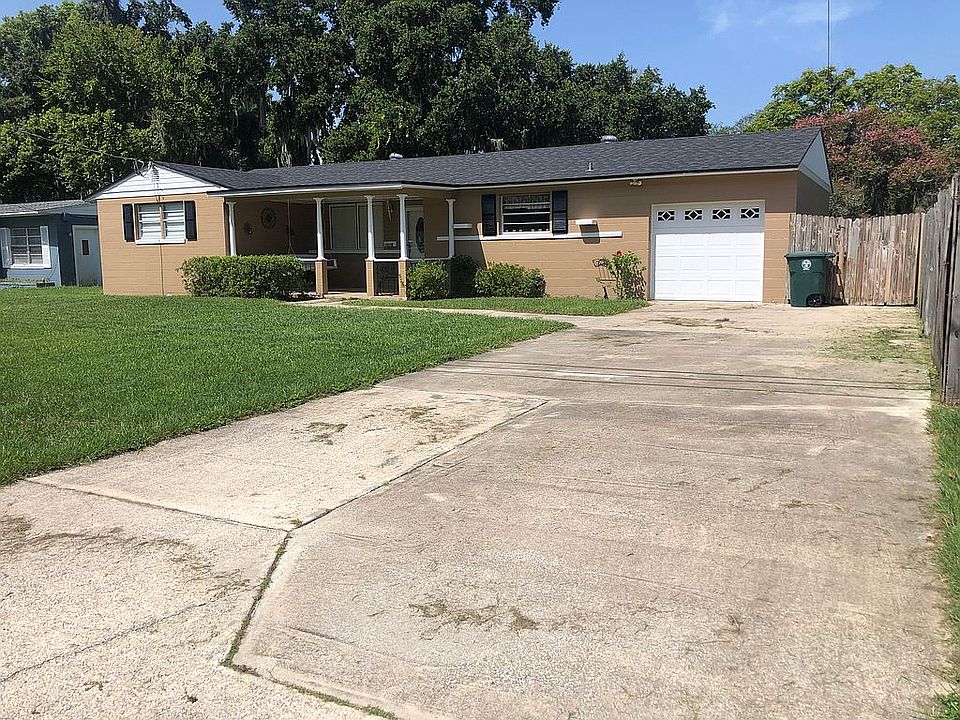 2nd image of 1016 Gunka Rd