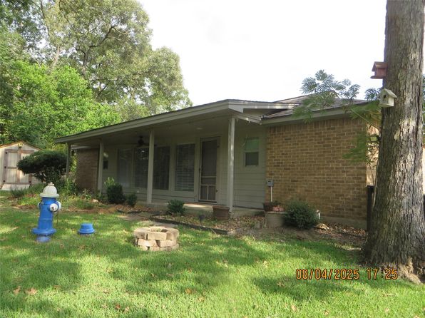 8716 Club House Dr #1