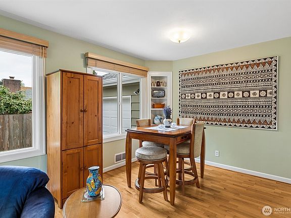 5th image of 3218 Ogden Road SE