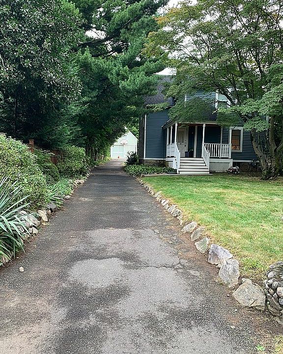 1st image of 93 Holmes Ave