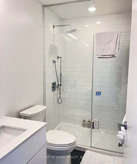 20 Lombard St S #3803 — Photo 18