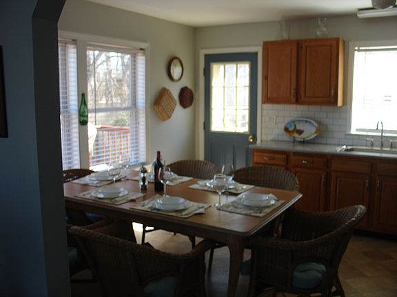 5th image of 88 Duryea Ave