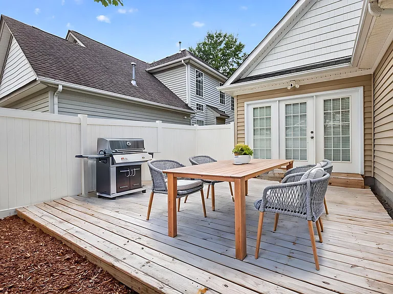 840 Willberry Dr — Photo 40