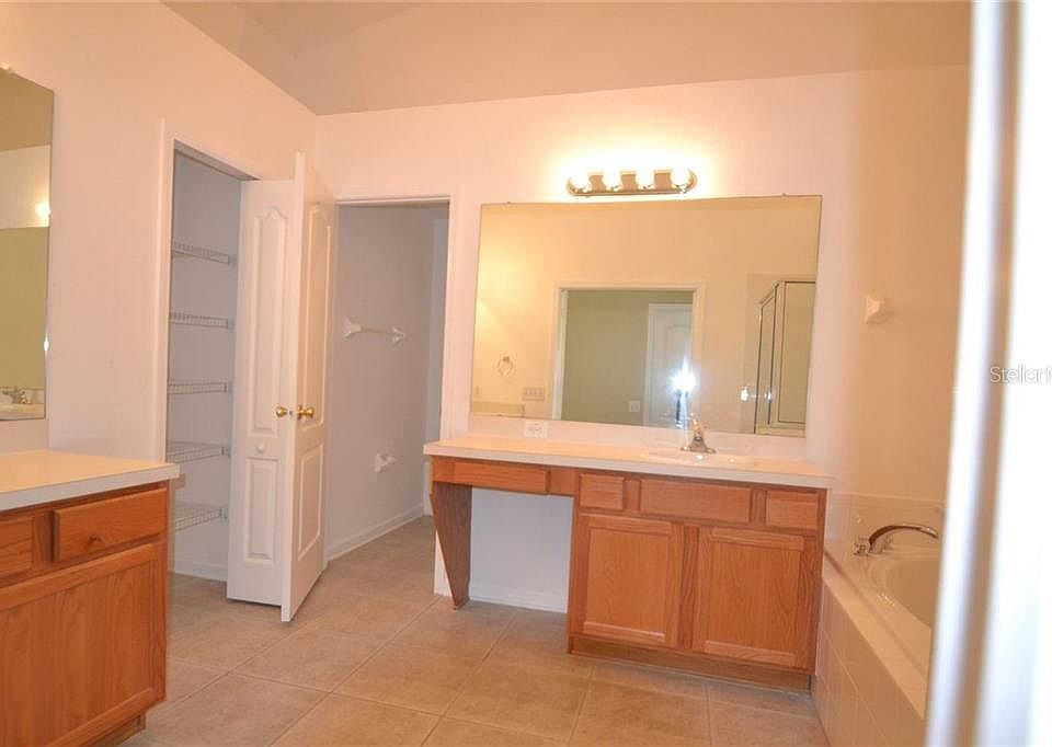1st image of 12403 Cedarfield Dr