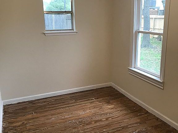 Original hardwood floors