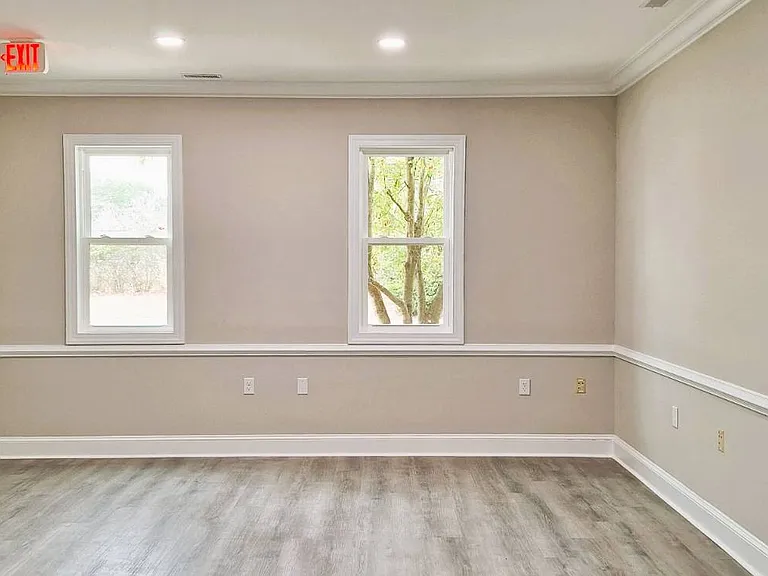 3201 Yorktown Ave #103 — Photo 6