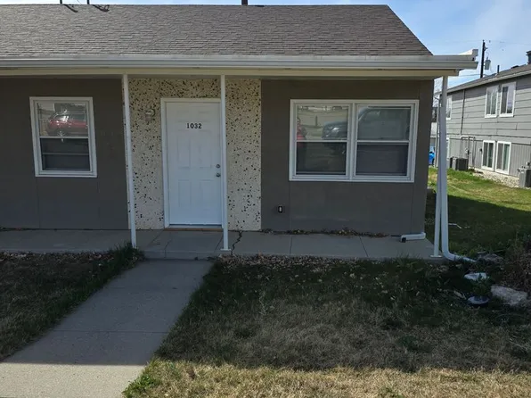 2 Bedroom 1 Bath Unit in Triplex, 1032 S Wisconsin Ave, Casper, WY 82609
