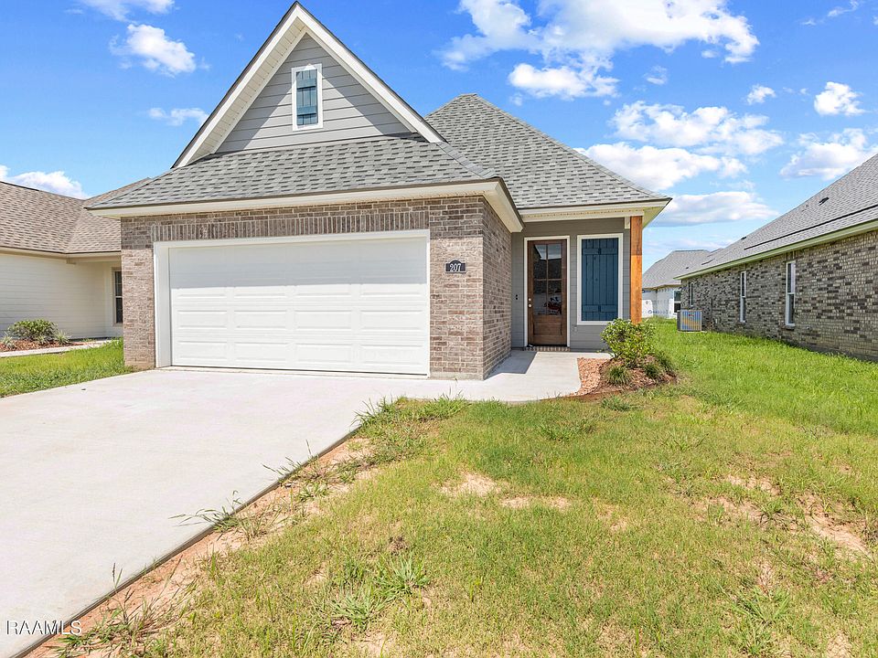 1st image of 207 Adry Ln