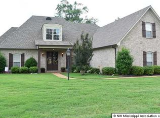 598 Shadow View Dr E, Hernando, MS 38632