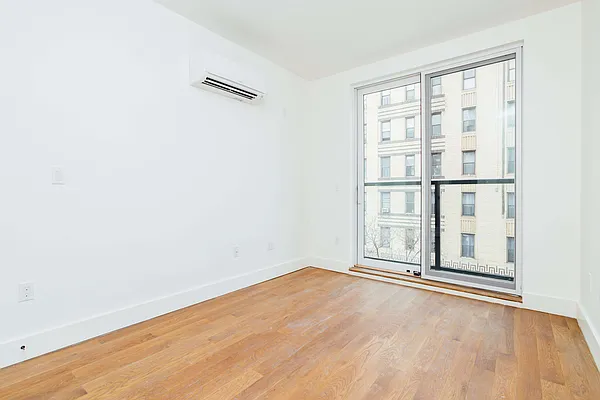 Rented by Nooklyn NYC LLC | media 48