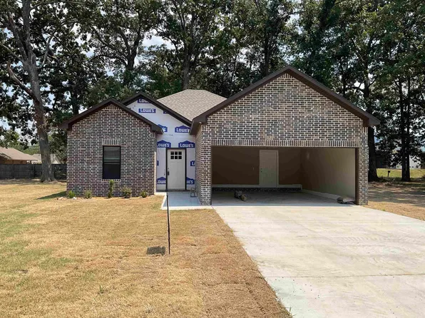 215 Kayla Ln, Lonoke, AR 72086