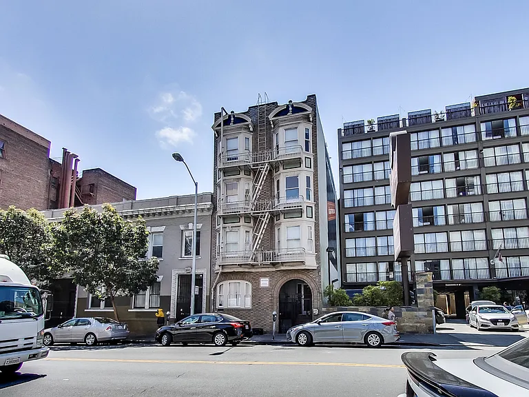 635 Ellis — Photo 20