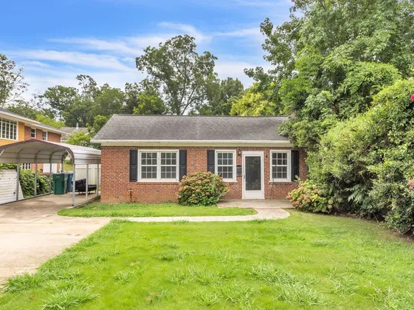 110 Sproles Ave E, Greenwood, SC 29649