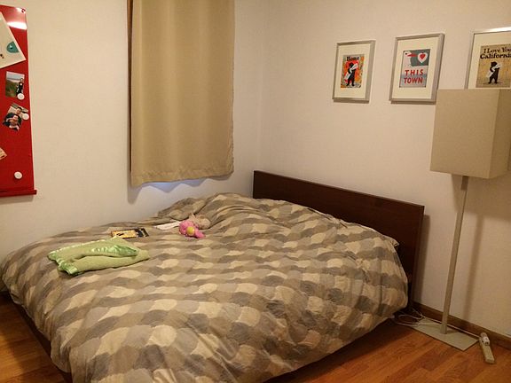 3rd image of 1651 W Wrightwood Ave APT 2