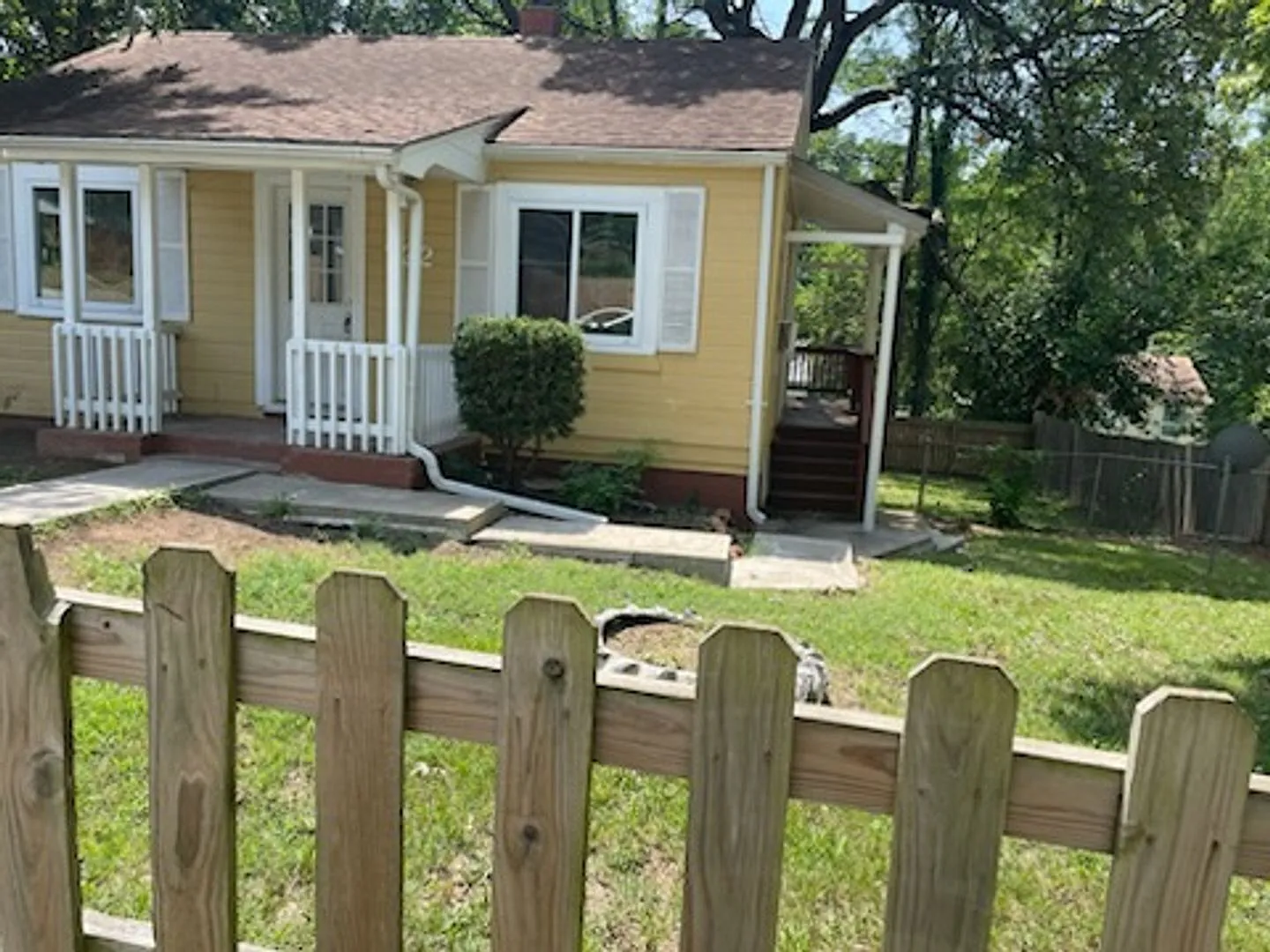 Coming soon 2 Bedroom 1 Bath House with Bonus Room — Photo 3