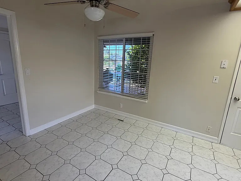 37843 Menard Ct — Photo 7