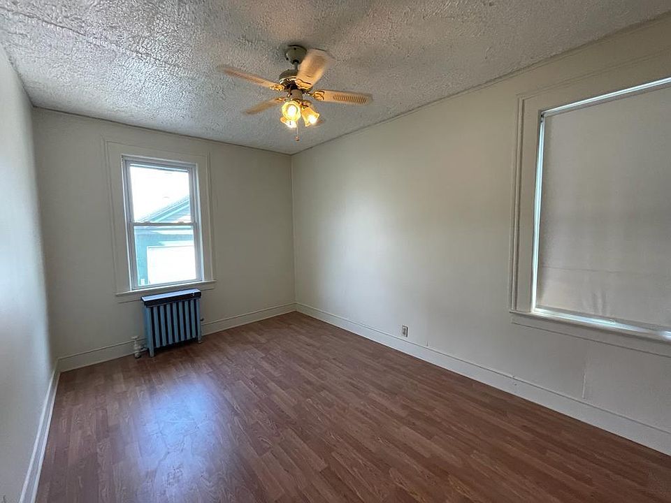 1st image of 14615 119th Ave Floor 1