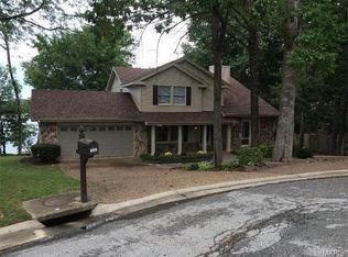636 Woodchuck Ln, Lake Saint Louis, MO 63367