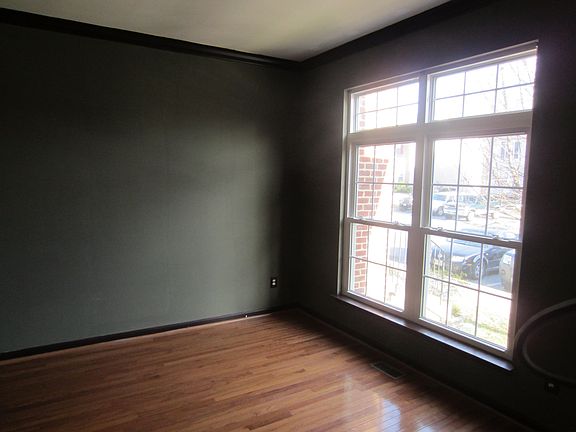 3rd image of 4902 Bristle Cone Cir