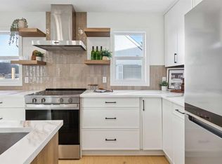 4547 E Passchendaele Rd SW, Calgary, AB T2T6C9