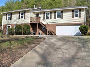 1733 NW Lanier Springs Dr, Gainesville, GA 30504