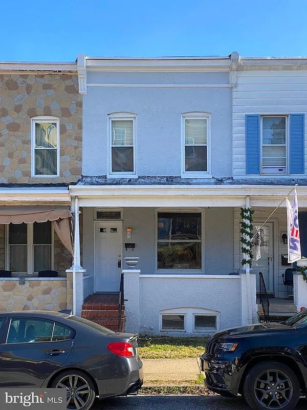 3 bed, 2.0 bath, 1288 sqft, $3,000 — Photo 1