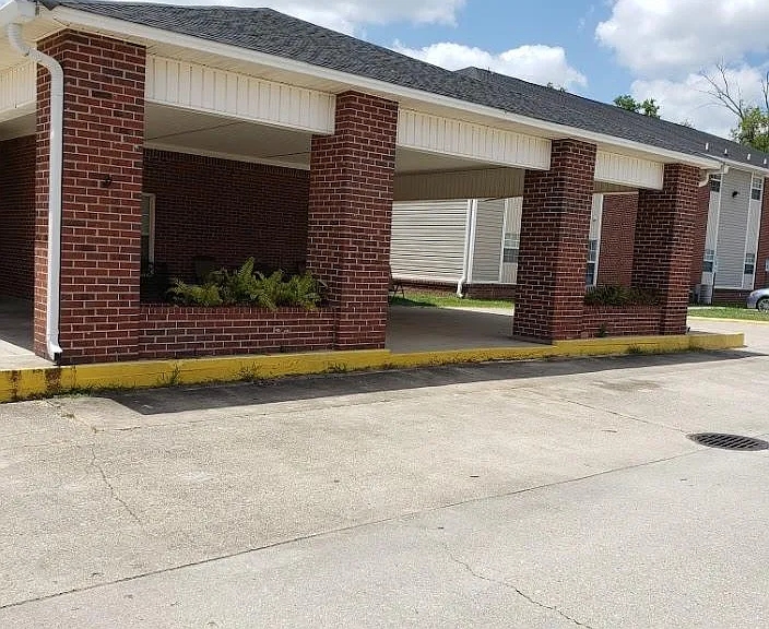 12320 Commercial Dr — Photo 7