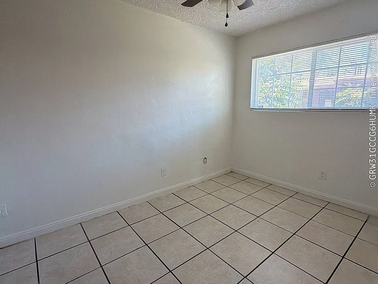 228 Sequoia Dr #C — Photo 5