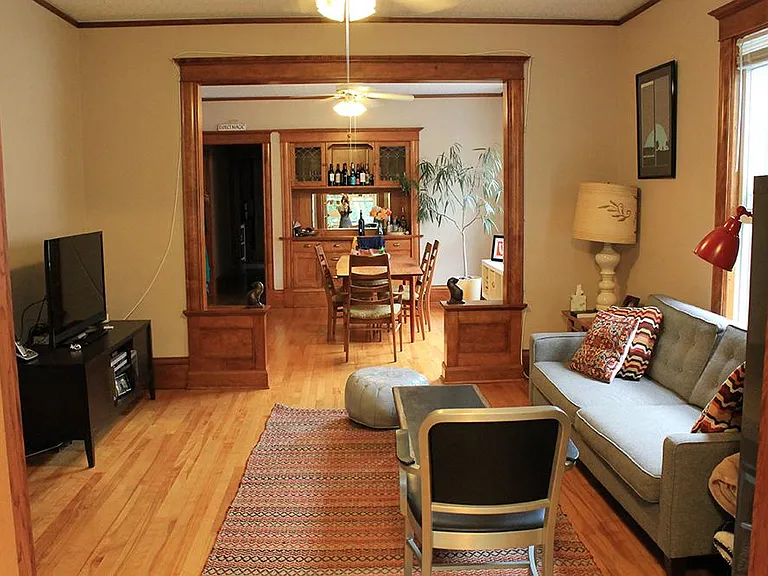 2312 Girard Ave S #3 — Photo 2