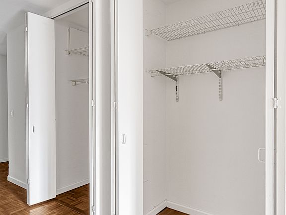 5th image of 201 W 72nd St APT 6J
