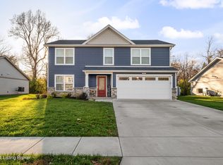 9022 Manslick Commons Dr, Louisville, KY 40219