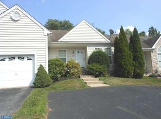 4211 Chatham Cir, Upper Chichester, PA 19014