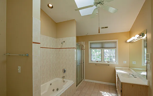 3121 Lake Ave — Photo 15