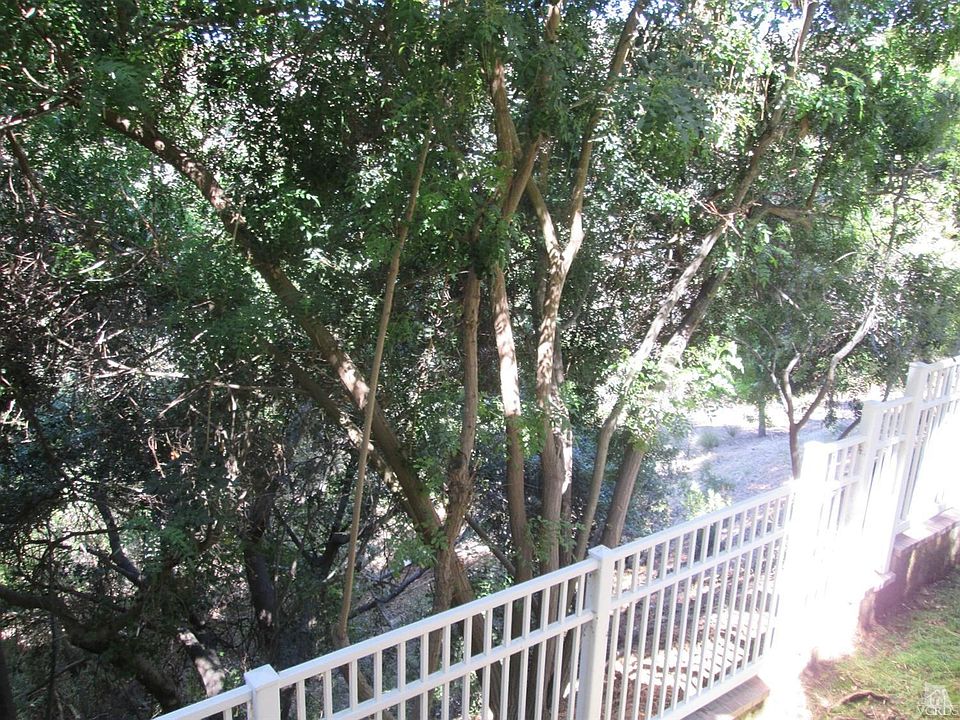1st image of 631 Oak Run Trl Unit 207