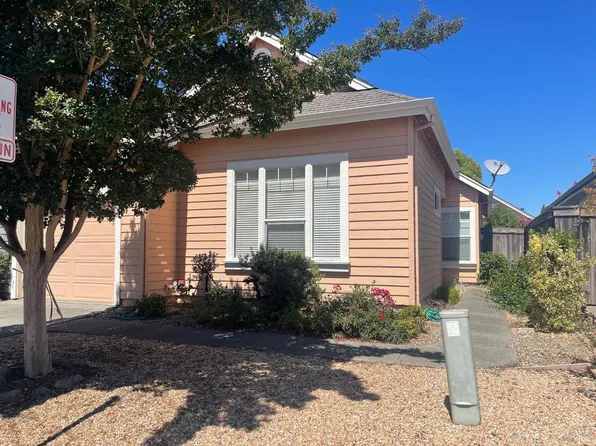 849 Patti Page Court, Windsor, CA 95492