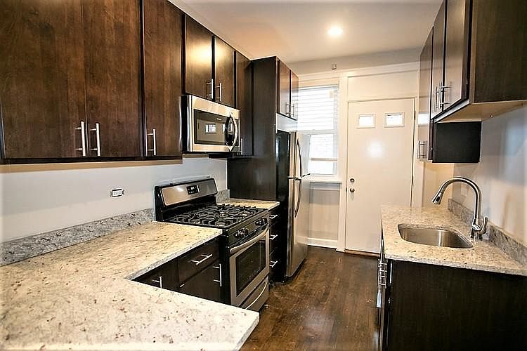1st image of 1604 W Berwyn Ave #1606-1