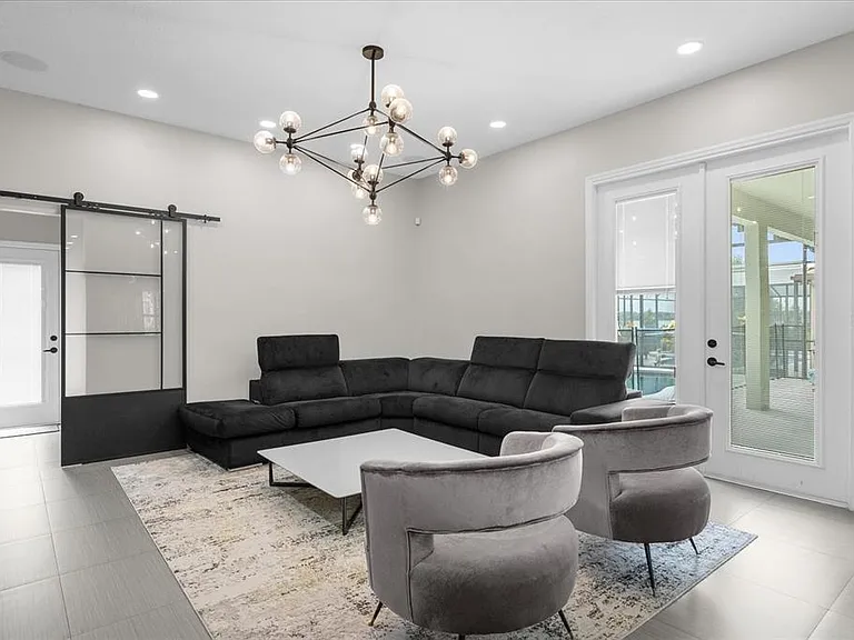 10175 Cove Lake Dr — Photo 24
