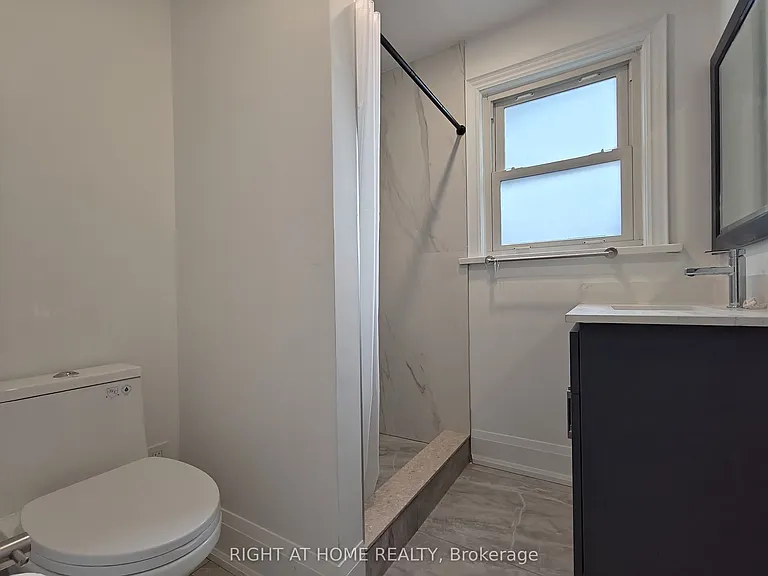 92 Cadillac Ave S #UPPER — Photo 13