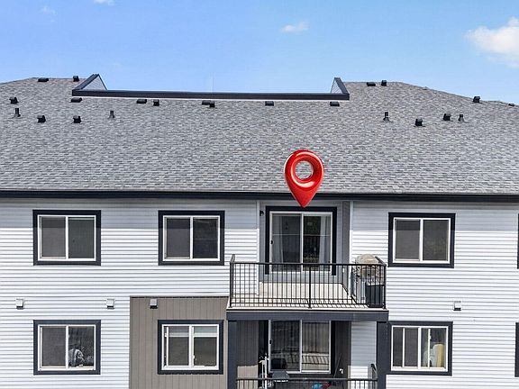 3rd image of 504 Albany Way NW #424