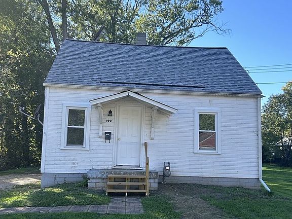 2nd image of 192 Sherman Ave