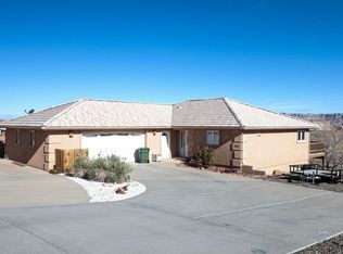 541 N Rainbow Dr #3, Page, AZ 86040