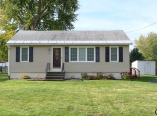 9 Connecticut Ave, Rensselaer, NY 12144