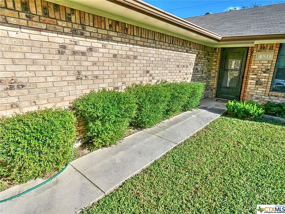 2nd image of 4811 Greenlee Dr